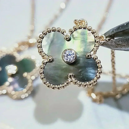 [Stars Jewelry]CLOVER 15MM DIAMOND AND MOTHER-OF-GREY NECKLACE